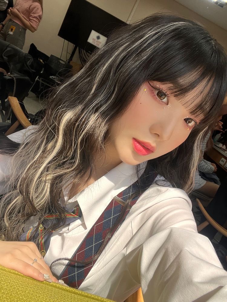 yeojin in her loser lover beomgyu era 
#YEOJIN #LOONA
#이달의소녀 #여진
