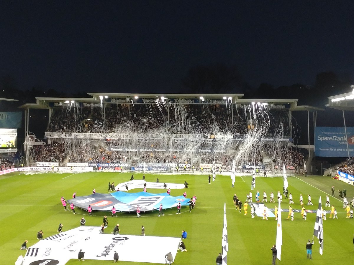 Fotball e best på Lerkendal. Takk for en fantastisk atmosfære 💪🏻 3 poeng ✅🖤🤍