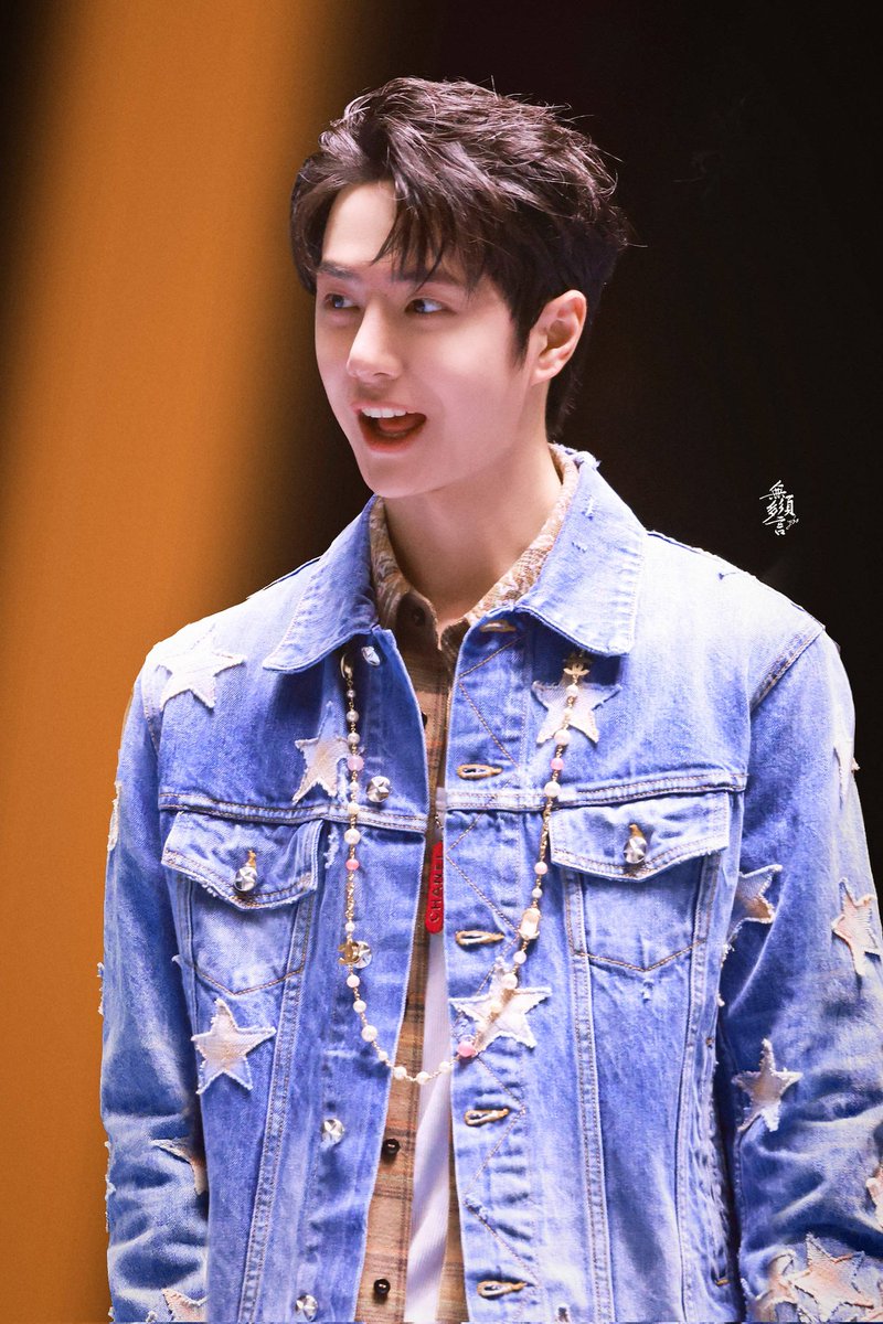 Okcd_aktf's tweet photo. This cute captain #WangYibo 💚
(2/3)
cr.無須多言·王一博

#CaptainYiboSDC5 #SDC5final https://t.co/zOpgHDQKig