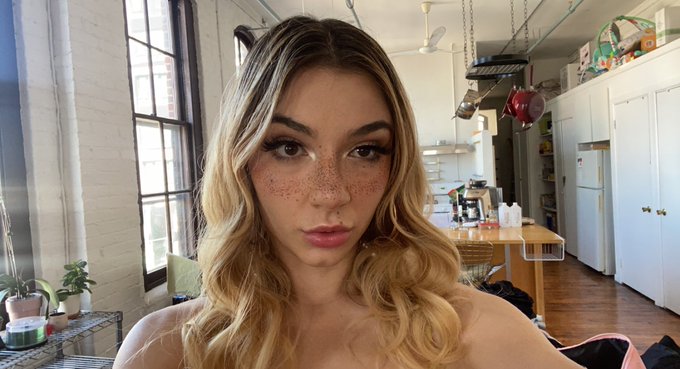 TW Pornstars - Demi Hawks 🦅. The most retweeted pictures and videos for all time. Page 14