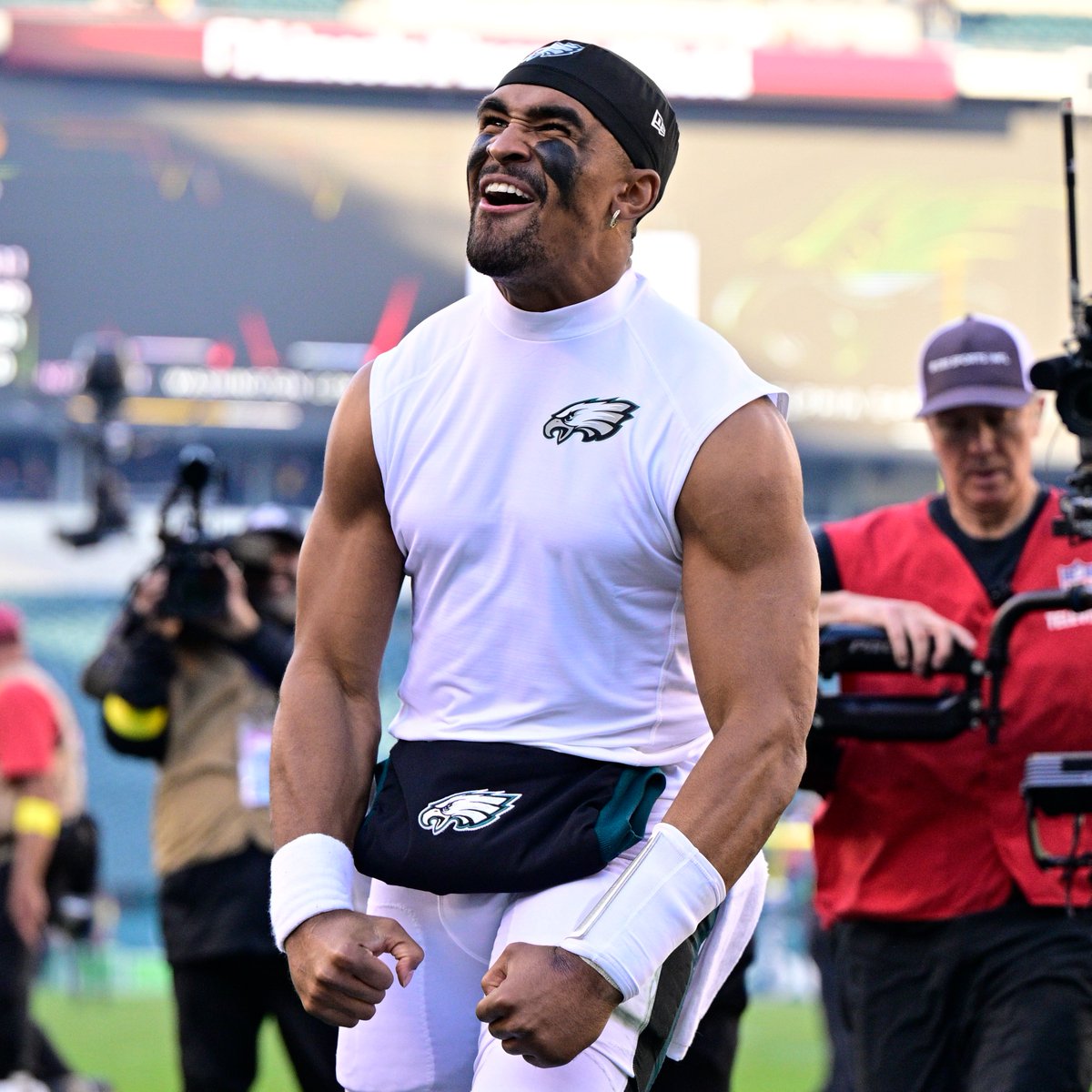 NFL tweet media