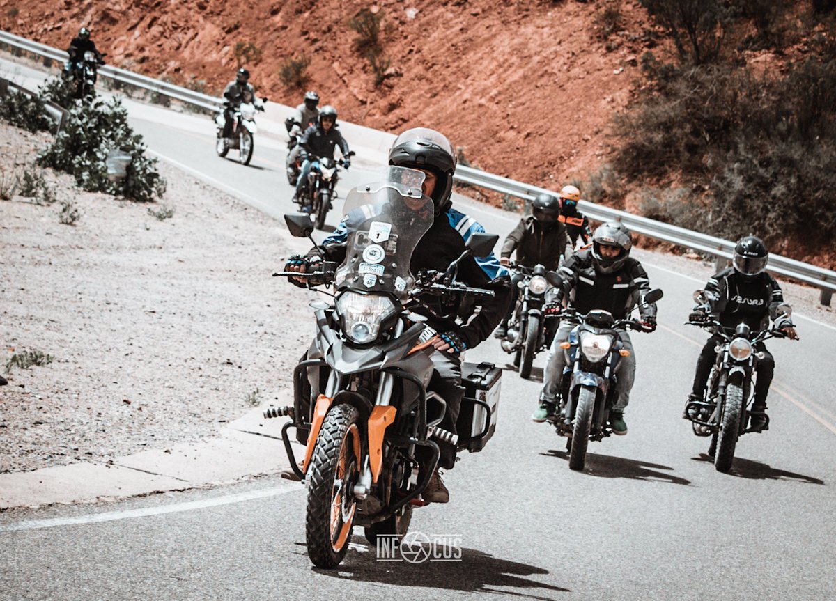 Infocus_Ch's tweet photo. Hoy recorrimos la #Ruta40 / #CuestadeMiranda con nuestros grandes amigos motociclistas  #LosMismosDeSiempre
#Diaguitas
#MotoAmigoChilecito #MotociclistasIndependientes
@elgarage_tv
#Laindiamotera
y les compartimos algunas fotografias de nuestro staff en esta gran rodada. https://t.co/wkiBsa9MpR