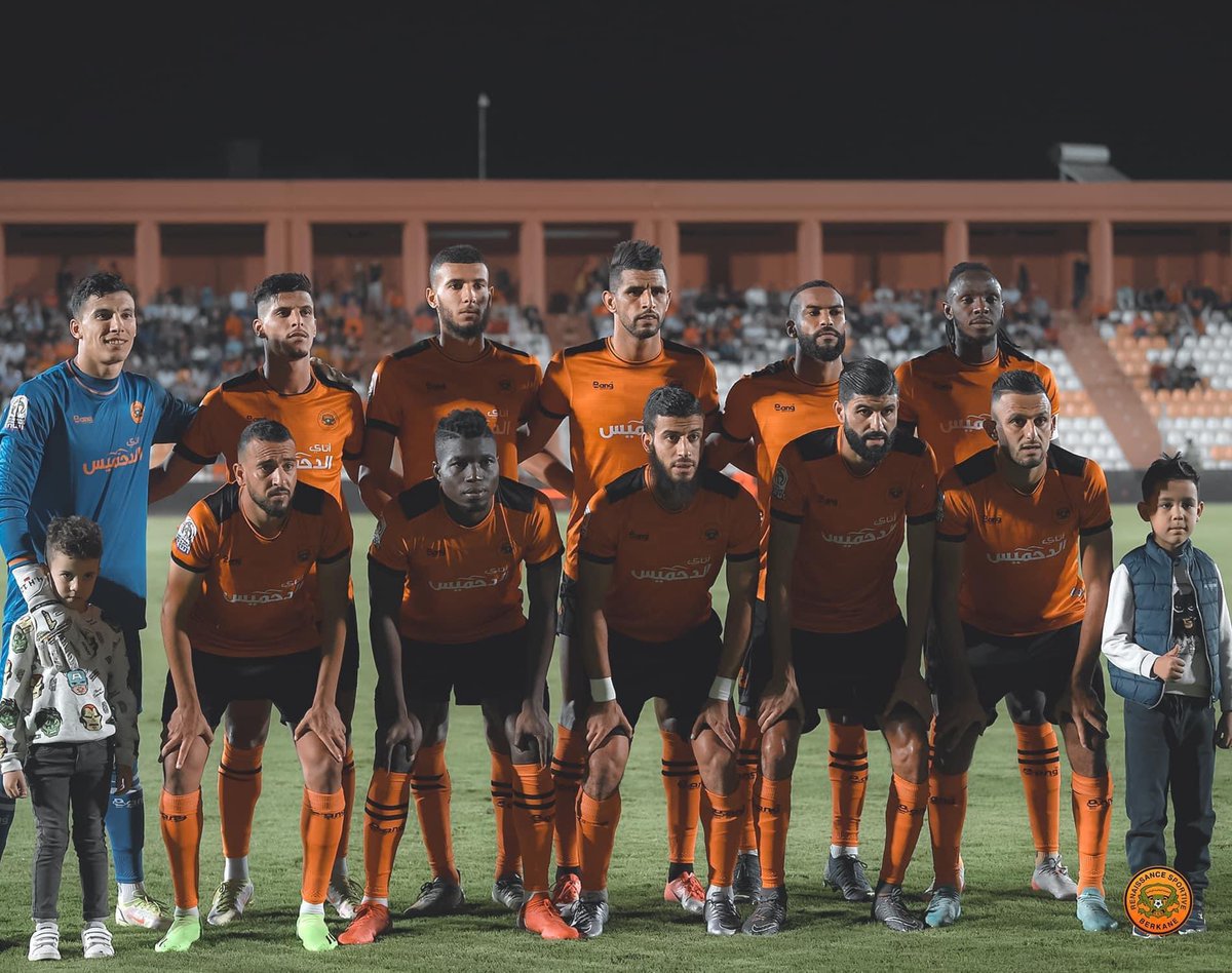 انتصار هام لفريقنا بالبطولة الاحترافية، قبل خوض لقاء ذهاب الدور المؤهل للمجموعات من كأس الكونفدرالية الافريقية بالمنستير 🇹🇳 .
بالتوفيق لفريقنا الغالي في قادم المباريات 🧡

#GoRSBGo 🟠⚫️