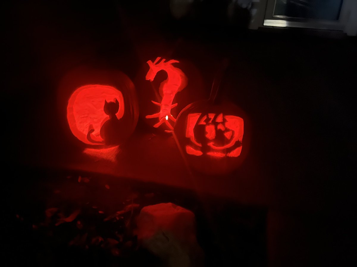 Cat, Bluey, and spookiest of all…dissecting aortic aneurysm. Bonus points if you can name the DeBakey or Stanford classification for the dissection.