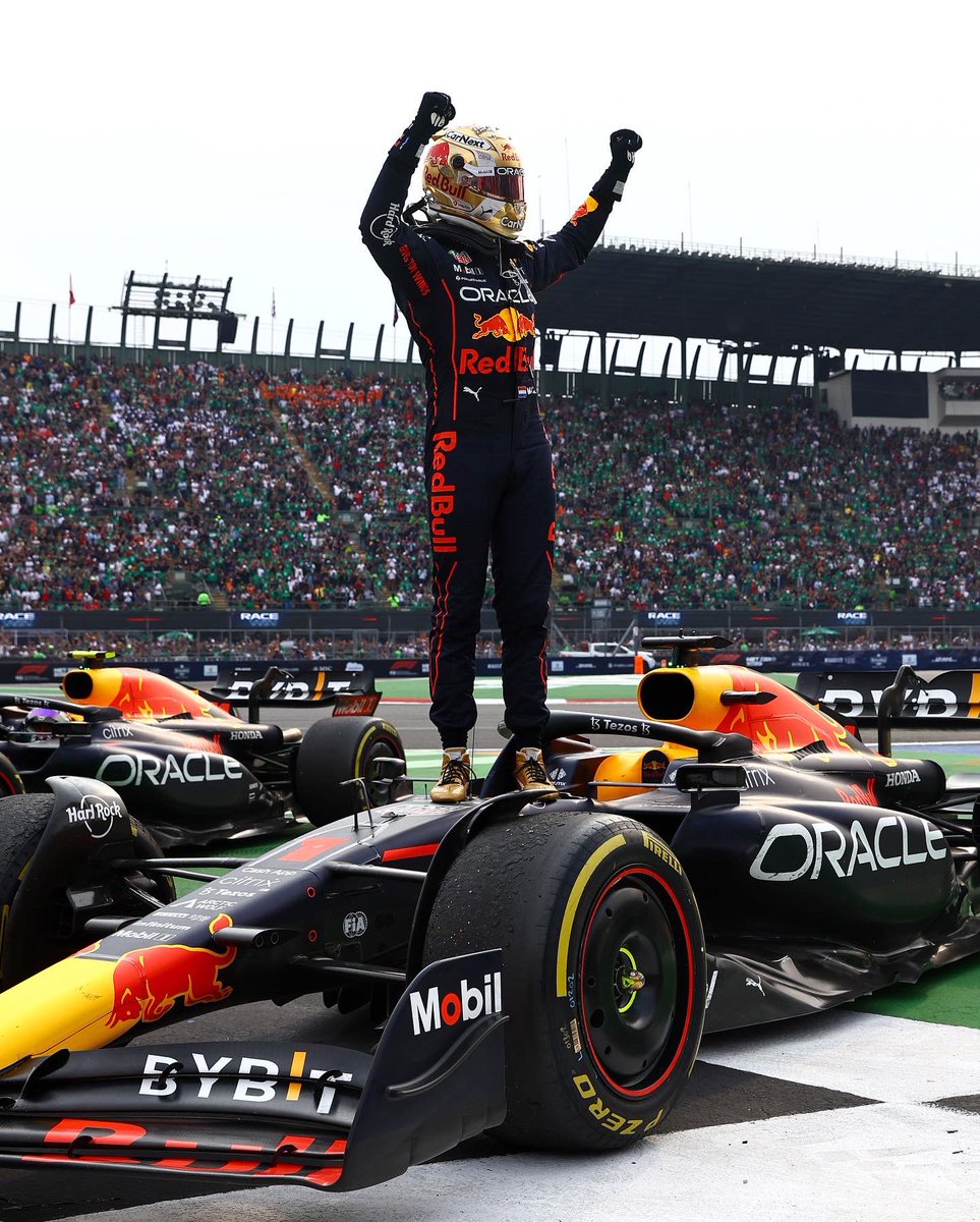 redbullMEX's tweet photo. MAAAAXICO 🏆🇲🇽 https://t.co/DtTrPG9ep6