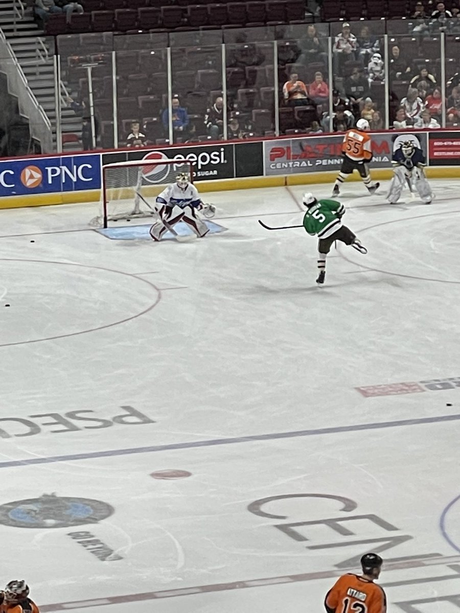 CDramsFCS's tweet photo. Awesome seeing Central Dauphin Ice Hockey represented during warm-ups tonight! #HBhockey #CPIHL #hornsup @CDAthletics https://t.co/ImbnFk5BLz