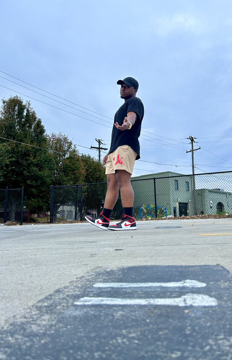 AJ ❄️ tweet media