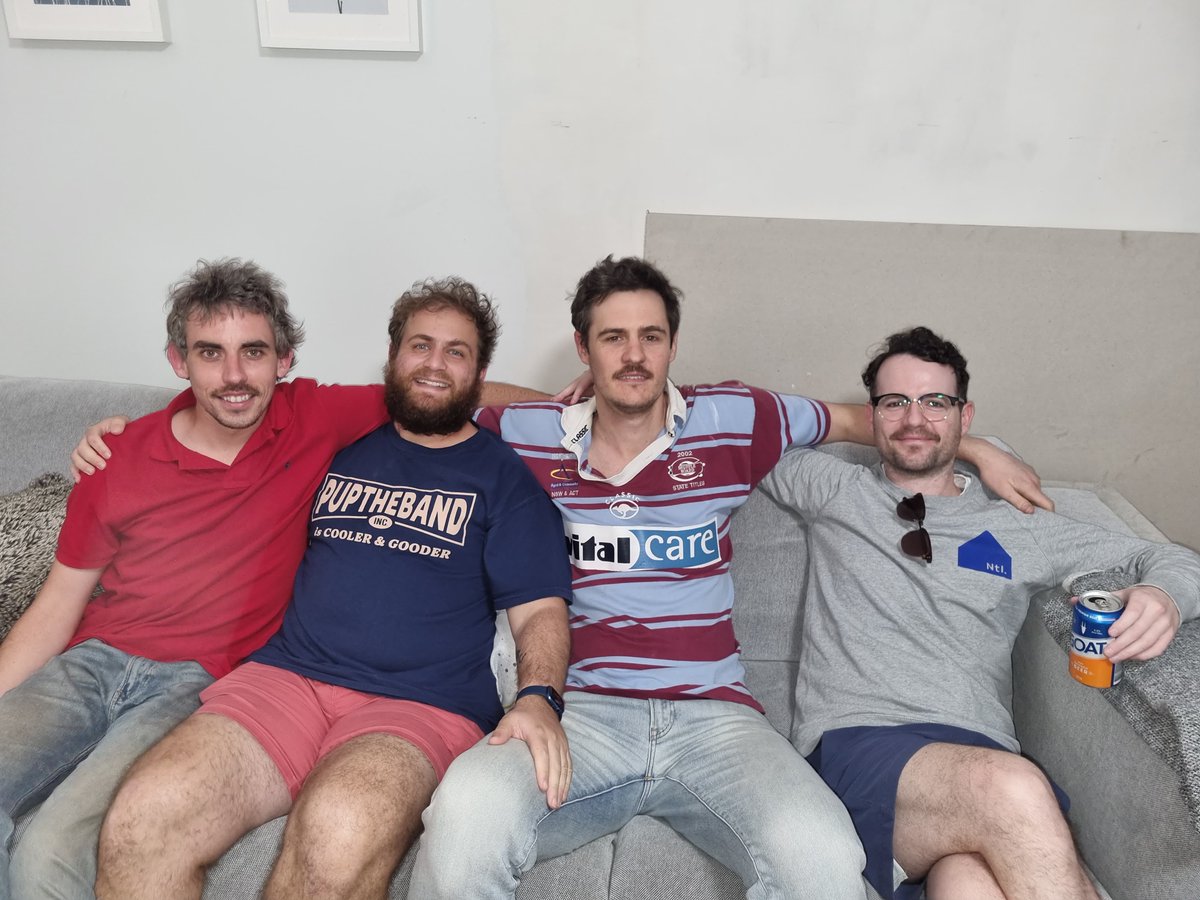 We stan returning king Charlie McCann as we discuss Bendigo. Oceans 11, Myer, Chiko Rolls, Black Widows and a heaping of bawdy Facebook humour. Get on all pod apps.