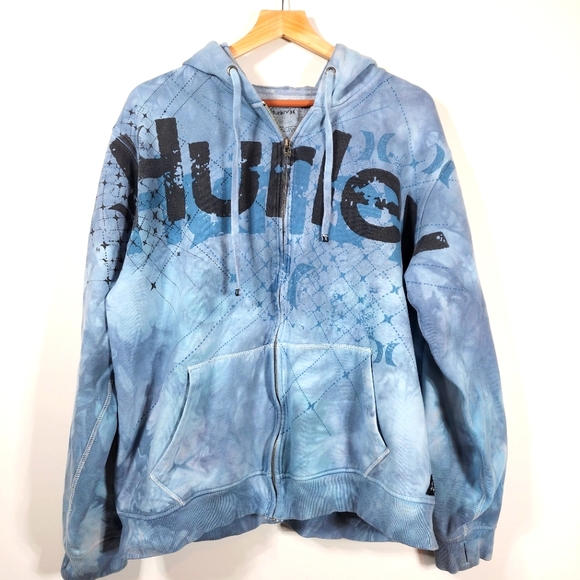 LuckyPaco07's tweet photo. So good I had to share! Check out all the items I'm loving on @Poshmarkapp from @310vintage #poshmark #fashion #style #shopmycloset #hurley #justins #kappa: https://t.co/RroklqTe47 https://t.co/Ux8VciFsEl