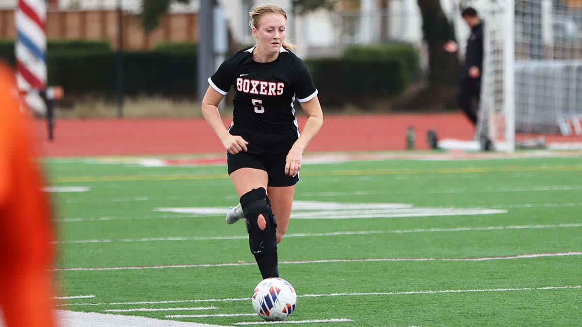 goboxers's tweet photo. .@BoxerWSoccer trailed 2-0 after 25 minutes but managed to pull two goals back before the full-time whistle to snatch a point from visiting Linfield.

The Boxers begin the final weekend of the season next Friday at Lewis &amp; Clark.

📰https://t.co/yvfNNmuAWg

#GoBoxers https://t.co/eBpA6foCbc