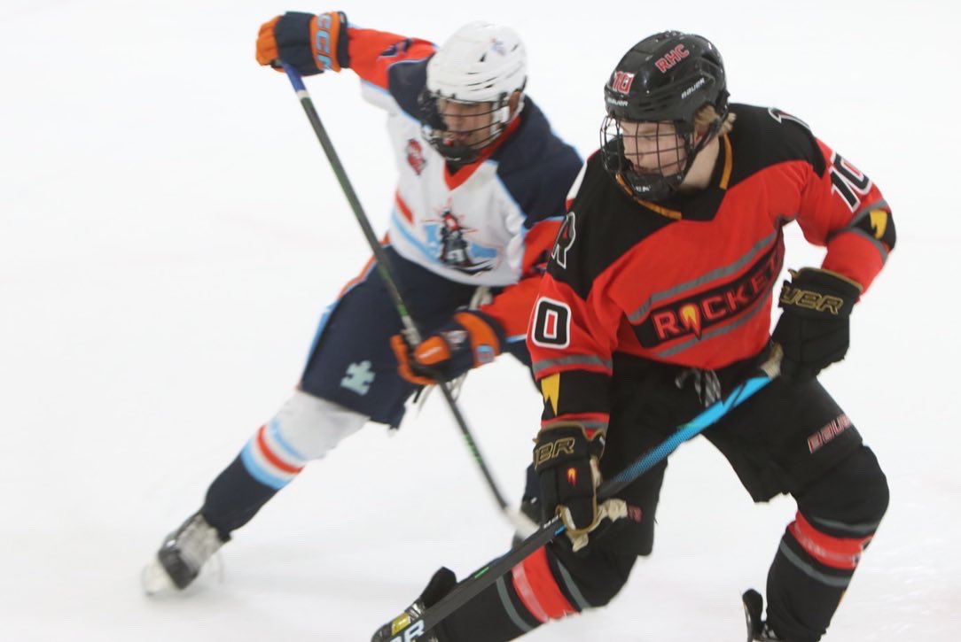 USPHL's tweet photo. #NCDC: #FallBeantown shots of the @RocketsHC vs Islanders Hockey Club game from Sunday afternoon. Rockets won 5-3. 

📸: Joshua Boyd / USPHL https://t.co/WIQTNENrL6