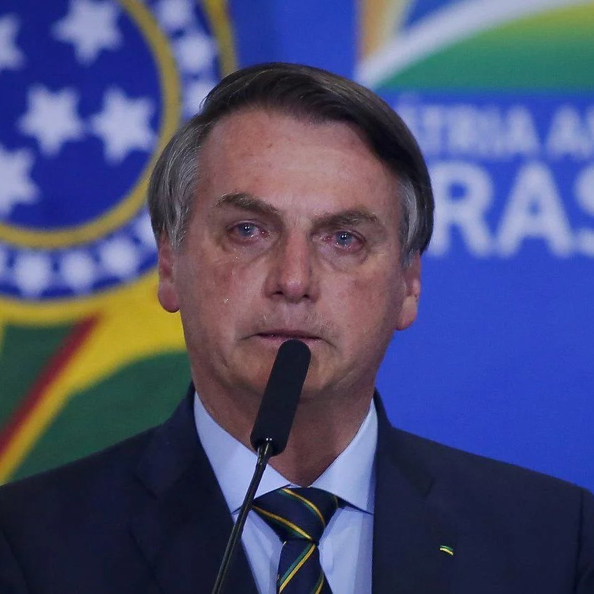 sboficial's tweet photo. Após a vitória de Lula, Bolsonaro se isola completamente e não aceita receber visitas de ninguém, afirma O Globo. #Eleicoes2022 https://t.co/EkXukMh4Ib