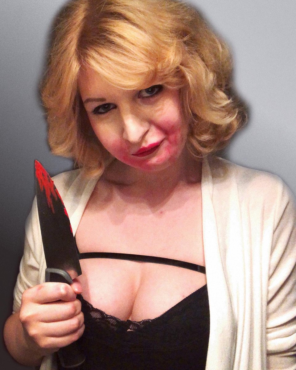 MarlenaCrystal's tweet photo. Channeling my inner Tiffany Valentine for Halloween! 💄💅
Happy Halloween and don’t accidentally kill anyone! Oops! ♥️

#tiffanyvalentine #Halloween #brideofchucky #jennifertilly #chucky #chuckyseries https://t.co/UEfK6Fs1Gs