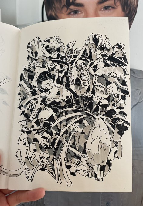 filled a sketchbook 🦴 