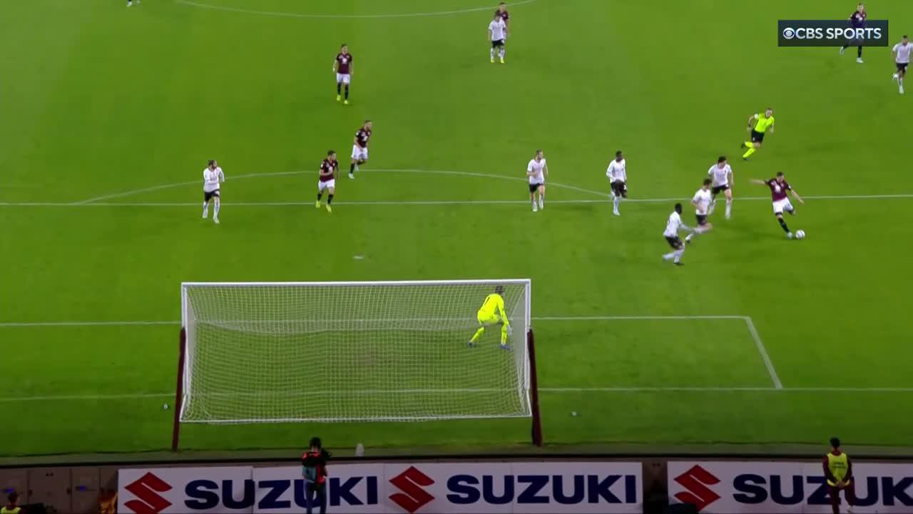 Milan have conceded two goals in two minutes! 😳”