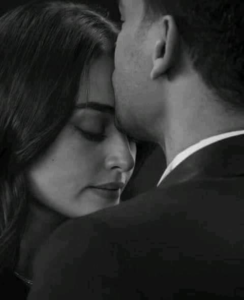 "أنت أول شخص أفتح له قلبي كاملاً،
أول شخص أعطيه كل مشاعر الحب والصداقة في آنٍ واحد"