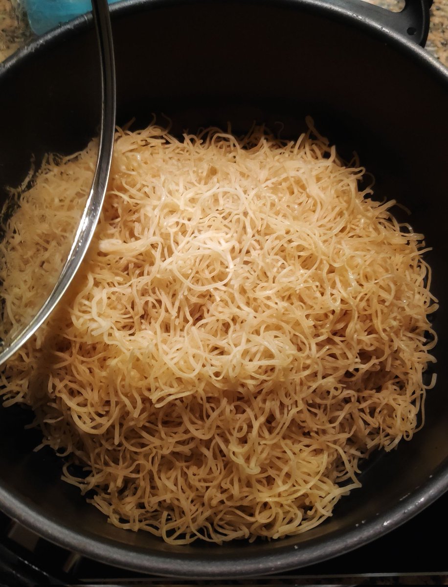 karimbaccouche's tweet photo. No, this is not sauerkraut but reshta 🇩🇿, an #Algeria'n carb I discovered here. First time trying to make a dish out of this ingredient, which tastes a lot like noodles. Could anyone teach me how to make the right sauce for my reshta?
#rechta #rishta #Algerie #Alger https://t.co/mRWMJ4q9P9