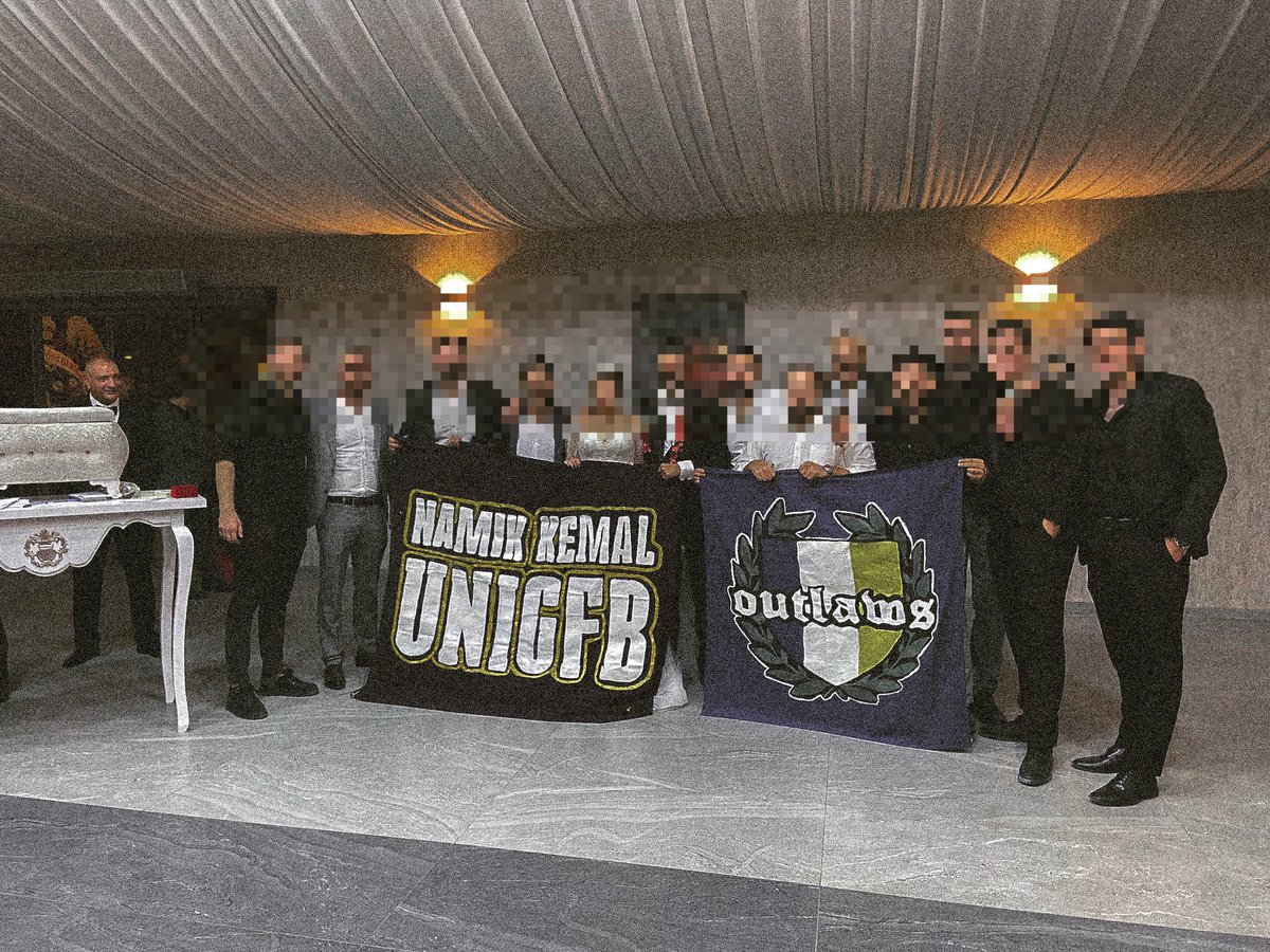 FenerOutlaws's tweet photo. in wedding. 
#ultrasinwedding https://t.co/H8x7sdfvaF