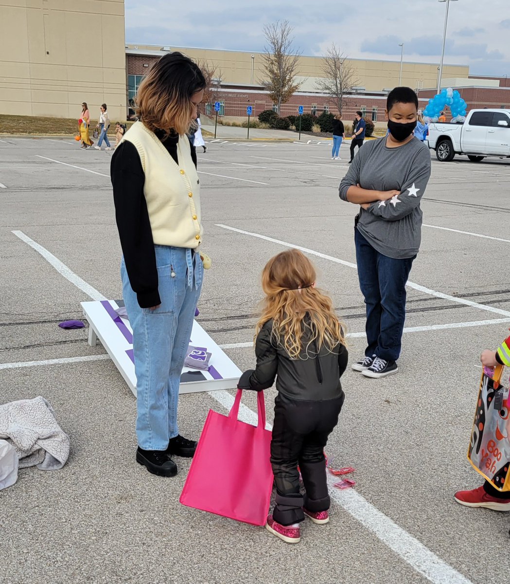 Angie Powers (she/her) (@angsuperpowers) on Twitter photo Welcome to the Jungle with <a href="/AVID4College/">AVID</a>! Trunk N Treat is WILD this year π <a href="/OlatheAVID/">OlatheAVID</a> @Mr_C_Corvus @APKHilliard <a href="/ONWRavensTF/">Mike Stephens</a> Welcome to the Jungle with <a href="/AVID4College/">AVID</a>! Trunk N Treat is WILD this year π <a href="/OlatheAVID/">OlatheAVID</a> @Mr_C_Corvus @APKHilliard <a href="/ONWRavensTF/">Mike Stephens</a>