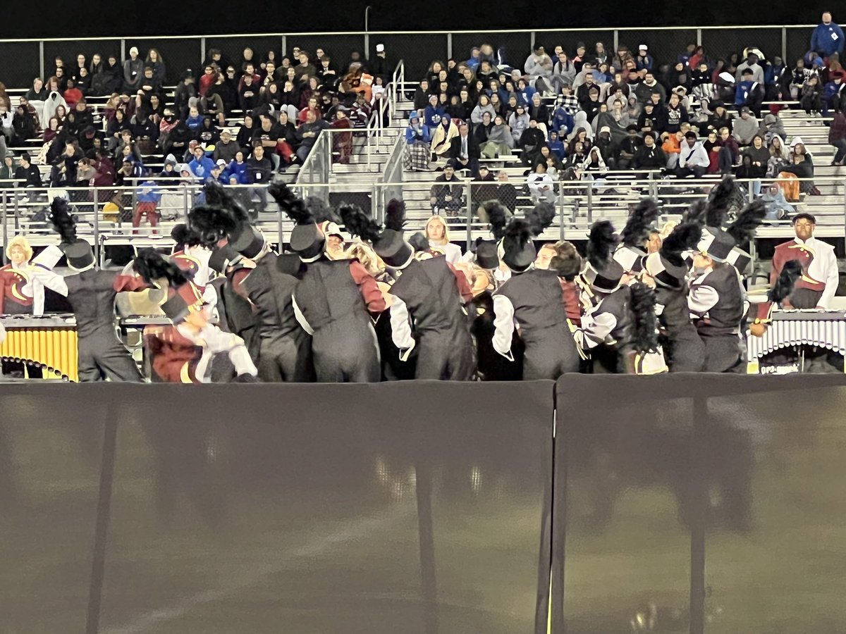 studentofedu's tweet photo. JMR hosted its 1st band competition, yesterday and it was a sight to see. Congratulations to the band & Drew Carter. special shout out to all of our staff volunteers who devoted their Saturday, from 9 am - 11 pm & our admin over Band, Stacey Douglas. #jayrob #prideofrobinson https://t.co/kHEwJDUzxH