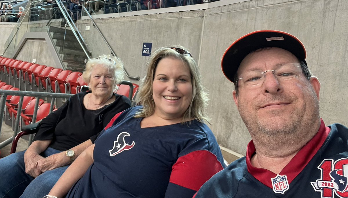 RisterMark's tweet photo. #WeAreTexans https://t.co/aOtPGhSUvh