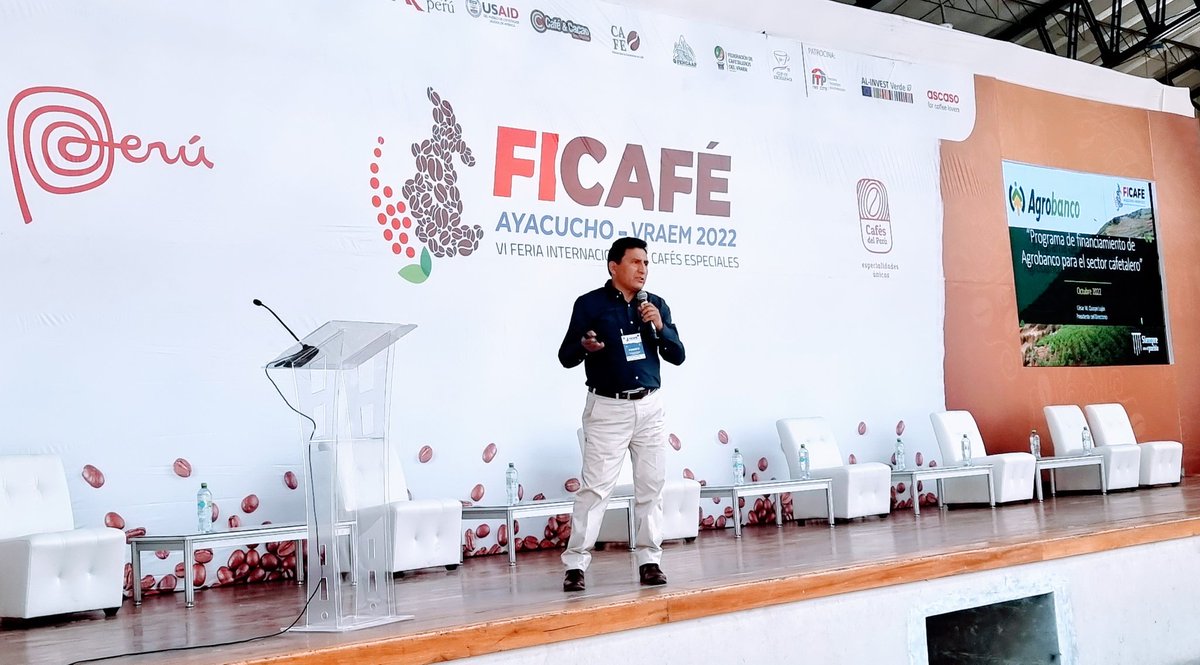 cesarmanuelql's tweet photo. En el @ficafe_peru 2022, expusimos sobre los créditos otorgados al sector cafetalero, más de S/ 130 millones en el último año, generando productividad en más de 20 mil hectáreas de cafetales de los pequeños productores agropecuarios.
Vamos por más #Agrobanco @Midagri 🤝🇵🇪 https://t.co/Cffk9xIihX