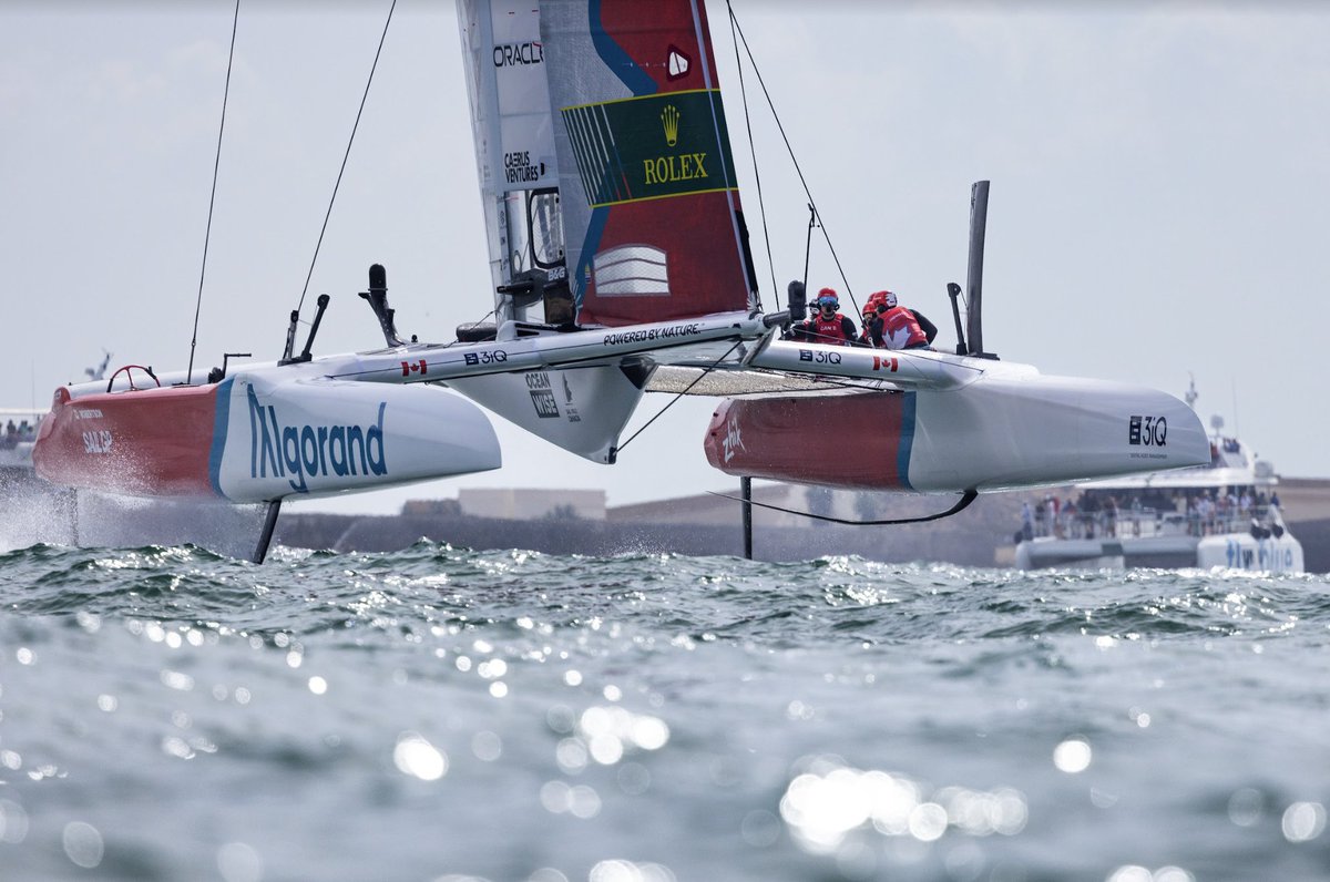 Can we just take a moment and appreciate how good the <a href="/Algorand/">Algorand Technologies</a> <a href="/SailGPCAN/">Canada SailGP Team</a> boat looked at the Cádiz, Spain event? 😍 

#greencrypto #algorandnfts #algofam #sailgpCAN