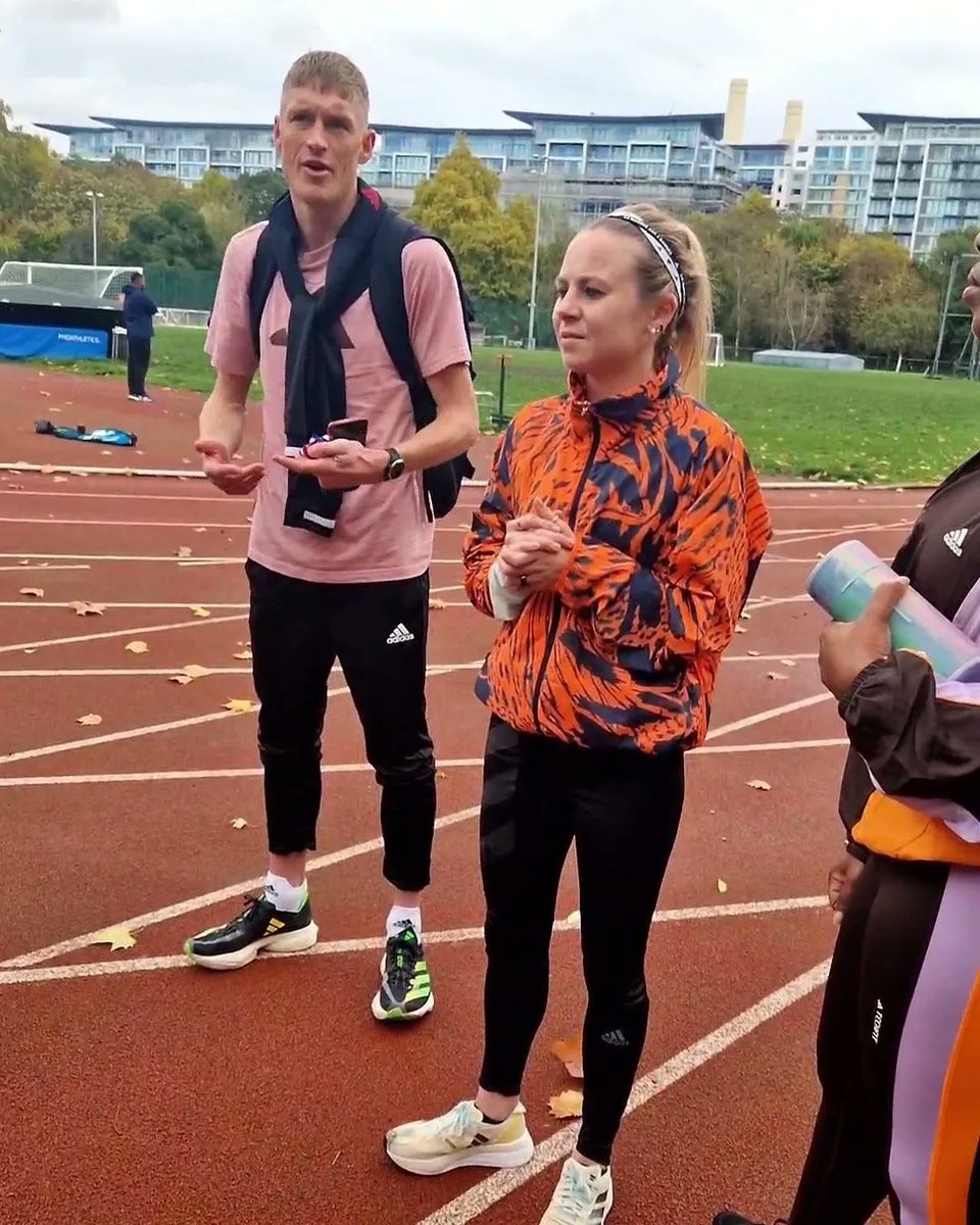𝗜𝗻𝘀𝗽𝗶𝗿𝗲𝗱 ! I was lucky enough to spend the weekend with some incredible individuals and also wised me good luck for next year Tokyo marathon Training session by Charlotte Purdue @charliepurdue thank you so much! 🙌🏽👏🏼