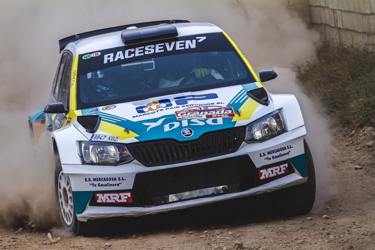 RaceSeven.com tweet media