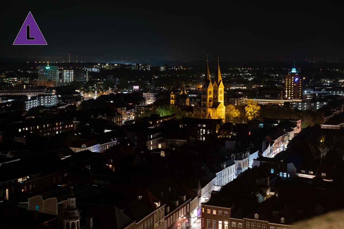 deltalimburg's tweet photo. Eenmalig avondopenstelling #sintchristoffelkathedraal in @BisdomRoermond https://t.co/fTBBDjCpsK