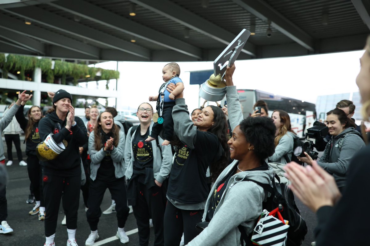 Portland Thorns FC on Twitter: "PTFC always 🌹 #BAONPDX"