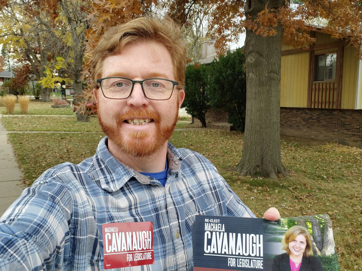 Cavanaugh4NE's tweet photo. Sunday door knocking for @CavanaughforLeg https://t.co/8BTwo2HI5C