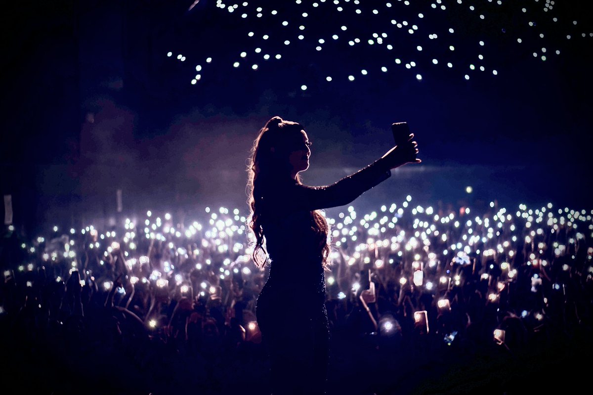 NejOfficiel's tweet image. Toulouse &amp;amp; Marseille, les 2 premières villes à accueillir et écrire l’histoire du SOS TOUR ! 🕊💗

Vous avez été incrrr mes poupiya, quelle émotion🫶🏼💗
Merci du fond du coeur 🥺🤍

Rendez-vous le 4/11 à Bruxelles et le 5/11 à Strasbourg ✨