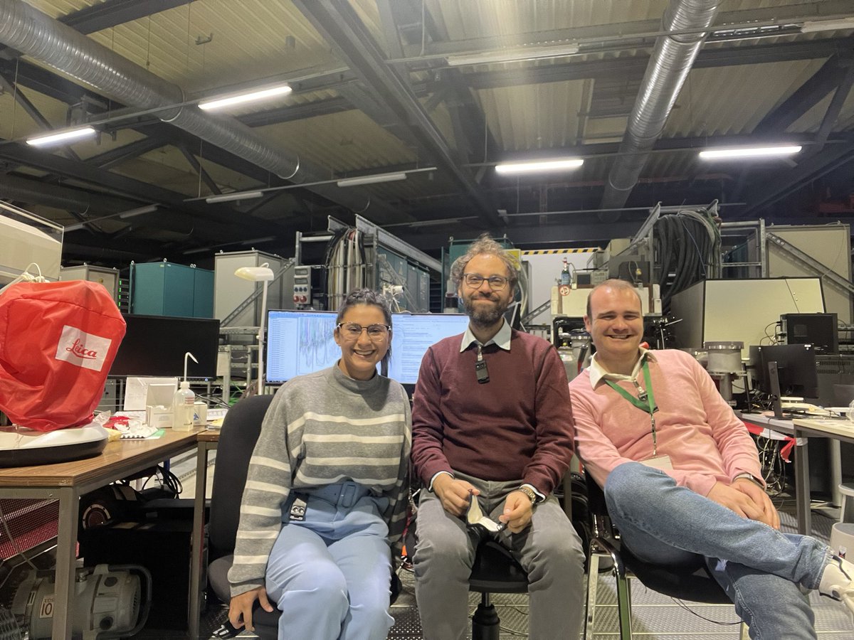 Valentina Pirela (@valentinapirela) on Twitter photo So happy to have met Dario and Stan to measure mid and far Infrared at BESSY II. <a href="/HZBde/">Helmholtz-Zentrum Berlin</a> #measuringallthedata So happy to have met Dario and Stan to measure mid and far Infrared at BESSY II. <a href="/HZBde/">Helmholtz-Zentrum Berlin</a> #measuringallthedata