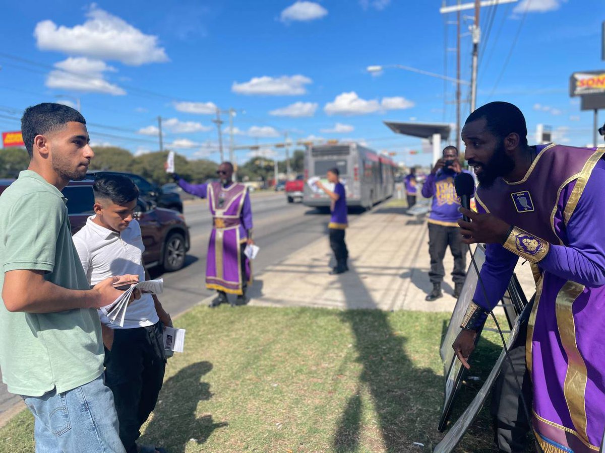 iuicatx's tweet photo. You Mayans are the salt of the Earth! Come learn that you are ZEBULAN!!!!
#OctoberTakeOver
#Day30 https://t.co/FU0aNrFMCh