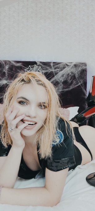 How's life ? @AdultBrazil @TheWaringWomen  @Coach0302 @TheCamGirlArmy @Assman3pt0 @keepmeintrigued @carlosbb588_bb<a class="tags" target="_blank" title="On Twitter" href="/?out=eyJ0eXAiOiJKV1QiLCJhbGciOiJIUzUxMiJ9.eyJpYXQiOjE3MjUzMzgxODIsImlzcyI6InR3cG9ybnN0YXJzLmNvbSIsIm5iZiI6MTcyNTMzODE4MiwiZXhwIjoxNzU2ODc0MTgyLCJyZWRpcmVjdF91cmwiOiJodHRwczovL3R3aXR0ZXIuY29tL0FkdWx0QnJhemlsIn0.gaI9UqmsgHNIKvWrJggVNJtZABZB60mSrsY-aMN3IS24S8ZDICDWFPgWiIpHUON7DgXETYX1tCssvYAFYEJeeQ">@AdultBrazil</a><a class="tags" target="_blank" title="On Twitter" href="/?out=eyJ0eXAiOiJKV1QiLCJhbGciOiJIUzUxMiJ9.eyJpYXQiOjE3MjUzMzgxODIsImlzcyI6InR3cG9ybnN0YXJzLmNvbSIsIm5iZiI6MTcyNTMzODE4MiwiZXhwIjoxNzU2ODc0MTgyLCJyZWRpcmVjdF91cmwiOiJodHRwczovL3R3aXR0ZXIuY29tL1RoZVdhcmluZ1dvbWVuIn0.jYjwfSlSu-6DcuGMQxi04HE9FrZVVA9sJI77gog4kPchdowSs_YKB5RU97HnEvTQgGGtQiNaNycaCvjYfVhuNg">@TheWaringWomen</a><a class="tags" target="_blank" title="On Twitter" href="/?out=eyJ0eXAiOiJKV1QiLCJhbGciOiJIUzUxMiJ9.eyJpYXQiOjE3MjUzMzgxODIsImlzcyI6InR3cG9ybnN0YXJzLmNvbSIsIm5iZiI6MTcyNTMzODE4MiwiZXhwIjoxNzU2ODc0MTgyLCJyZWRpcmVjdF91cmwiOiJodHRwczovL3R3aXR0ZXIuY29tL0NvYWNoMDMwMiJ9.GDZ-nGUujZfw-auo0BsRFoTsCI3jFRR9TFnRsnydzPgAVT-CGDOW6sSEZgE5Wk3f1b7lVGD1USu79ZyV5Pq38w">@Coach0302</a><a href="/tag/onlyfans"class="tags"><span>#onlyfans</span></a><a href="/tag/onlyfanswhore"class="tags"><span>#onlyfanswhore</span></a><a href="/tag/onlyfansleaks"class="tags"><span>#onlyfansleaks</span></a><a href="/tag/onlyfansmx"class="tags"><span>#onlyfansmx</span></a>