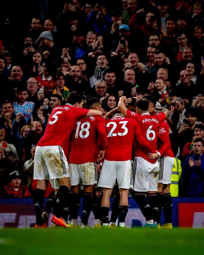 LisandrMartinez's tweet image. Hard-fought wins like these = 😍💪🏼 

C’mon United!!! 🔴 #mufc