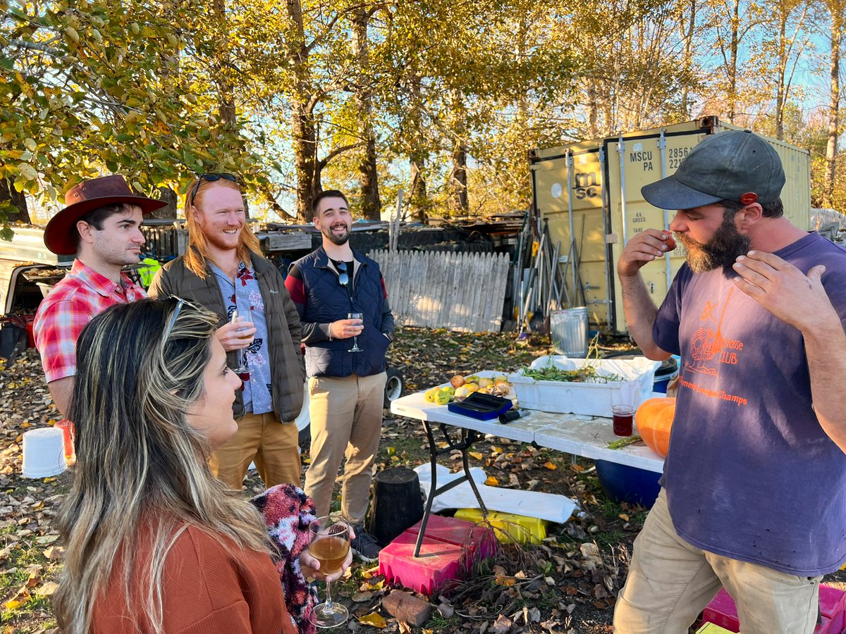 Andrew Revkin 🌎 🏼 🪕 ☮️ on Twitter "At a high vantage point near Shalom Orchards / Honey at that