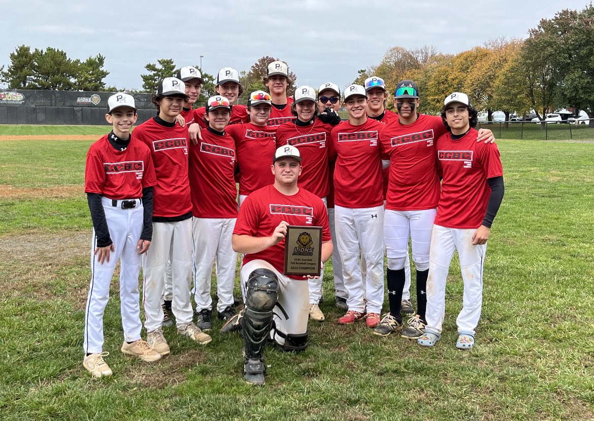 Congrats to Team Emmorton, our 2022 Fall League Champions! 

Also shout out to Towson finishing Runner Up!

As always, we appreciate all the teams who participated in the league this past fall. 

Going to be a lot of fun watching these teams compete this spring!