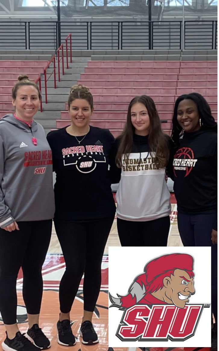 Nicole Decker tweet media