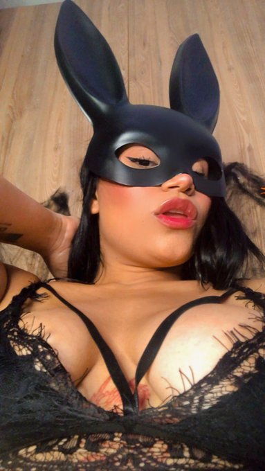 Hoy soy el pana rabbit 🥰🐰 https://t.co/hgWvgqnTy5<a href="/tag/camgirl"class="tags"><span>#camgirl</span></a><a href="/tag/culosgrandes"class="tags"><span>#culosgrandes</span></a><a href="/tag/tetonasseductoras"class="tags"><span>#tetonasseductoras</span></a><a href="/tag/latinacaliente"class="tags"><span>#latinacaliente</span></a>