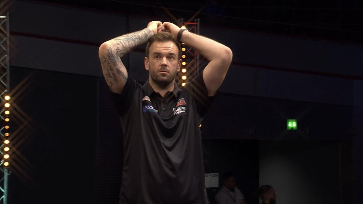 DartsWM's tweet photo. Was eine unfassbare Leistung von Ross Smith. Mega stark! #EDC22 https://t.co/qMnYJ4Sg30