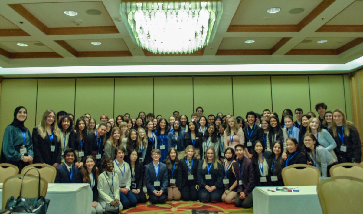 Our Fall General Meeting Conference took place over this past weekend and it was a success! Over 80 student trustees from across Ontario engaged in professional development and networking activities. A big thank you to our guest speakers for coming! #OntEd #OneForTheBooks