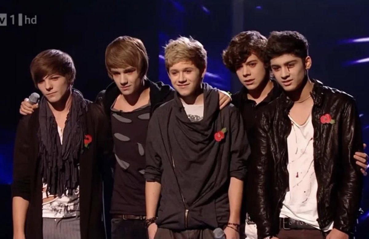chararry's tweet photo. yeah harryween is cool but let’s not forget this https://t.co/oOh0bs0109