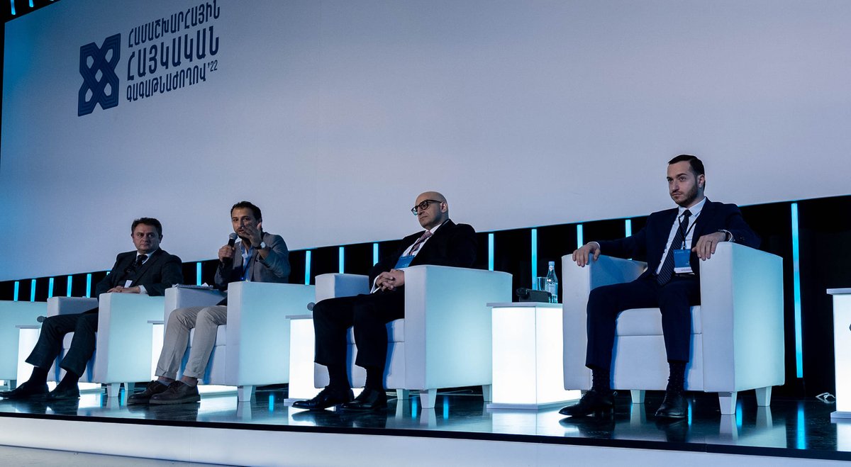 Hayrapetyan_M's tweet photo. 🌐I participated in the panel discussion "#Diaspora in the field of #science and #technology" at the #GlobalArmenianSummit2022. We discussed how the #ArmenianDiaspora can use its potential for the development of science and technology in #Armenia. #MyStepFoundation https://t.co/KpCYBVghD4