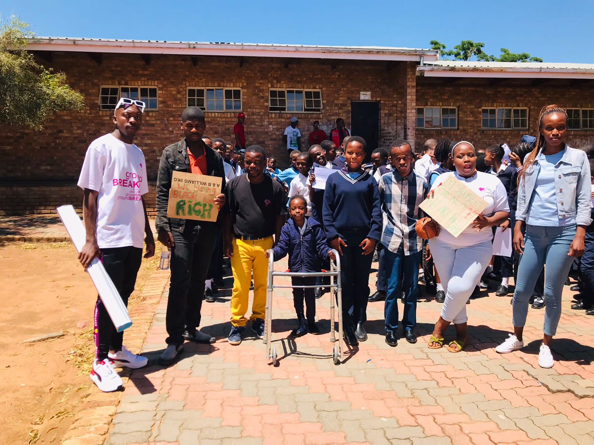 Sadkid_karabow's tweet photo. #Move4life
#DisableorNotweare1
#teenagepregnancySTIandChallagesofdisablepeopleinourcommunity
@loveLifeNGO
@Snonombela_Serv https://t.co/dvbAh7AbMB