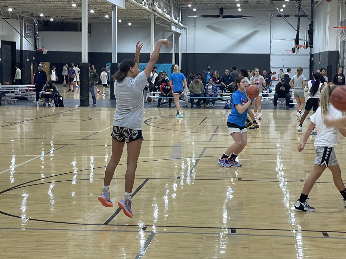 Madison White tweet media