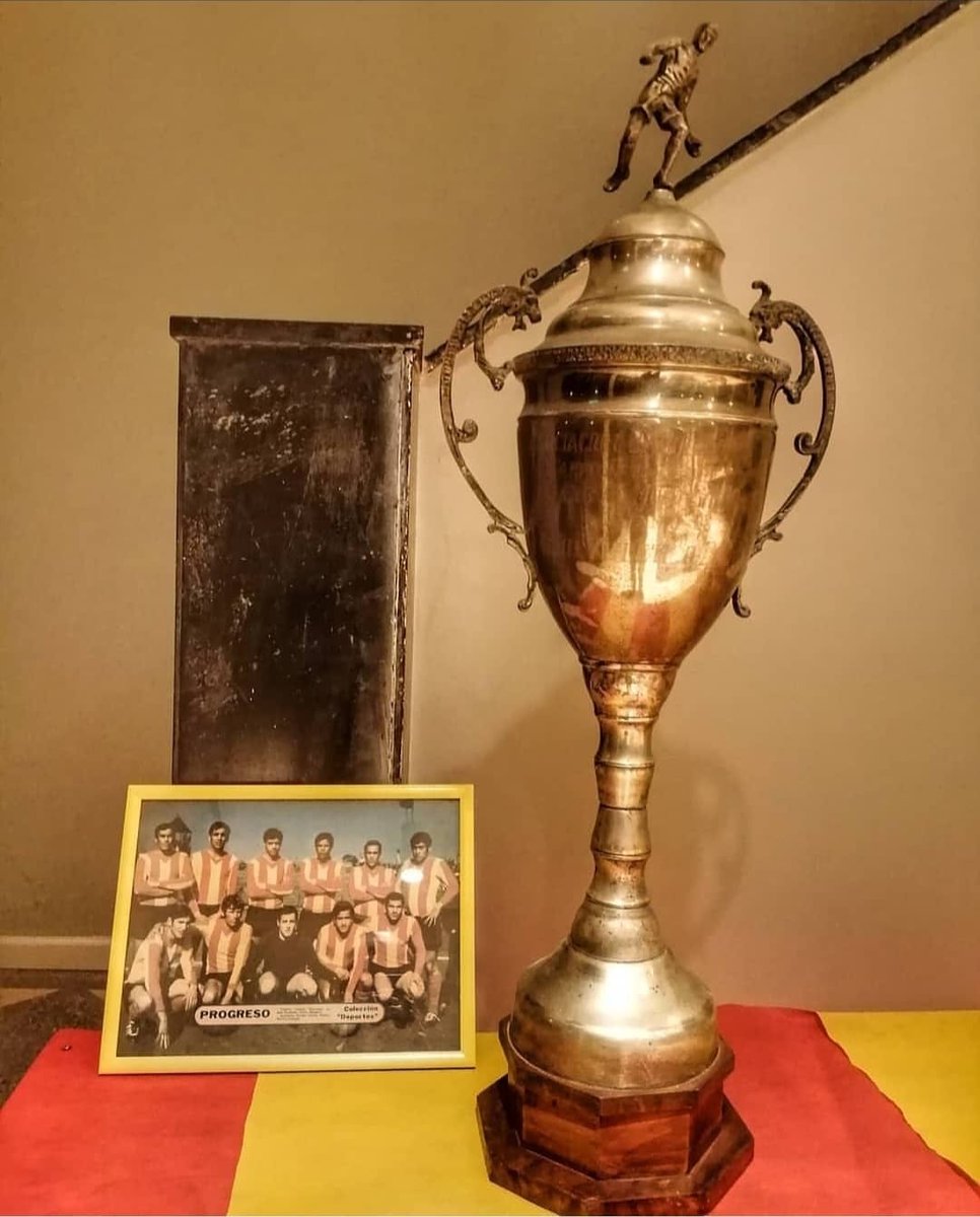 ProgresoOficial's tweet image. Hay 𝗖𝗢𝗣𝗔𝗦 y c̶o̶p̶i̶t̶a̶s̶...

#𝑼𝒏𝒊𝒄𝒐𝑪𝒂𝒎𝒑𝒆𝒐𝒏𝑫𝒆𝒍𝑶𝒆𝒔𝒕𝒆 🤷🏻‍♂️