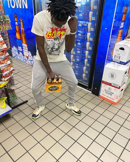 I took the GloooooooOOOOck&hellip; to POLAND 😵 #poland#fyp#viral#drip https://t.co/SreUNFHNbd<a href="/tag/riseandgrind"class="tags"><span>#riseandgrind</span></a><a href="/tag/global"class="tags"><span>#global</span></a><a href="/tag/blackman"class="tags"><span>#blackman</span></a><a href="/tag/malemodel"class="tags"><span>#malemodel</span></a><a href="/tag/toxic"class="tags"><span>#toxic</span></a>