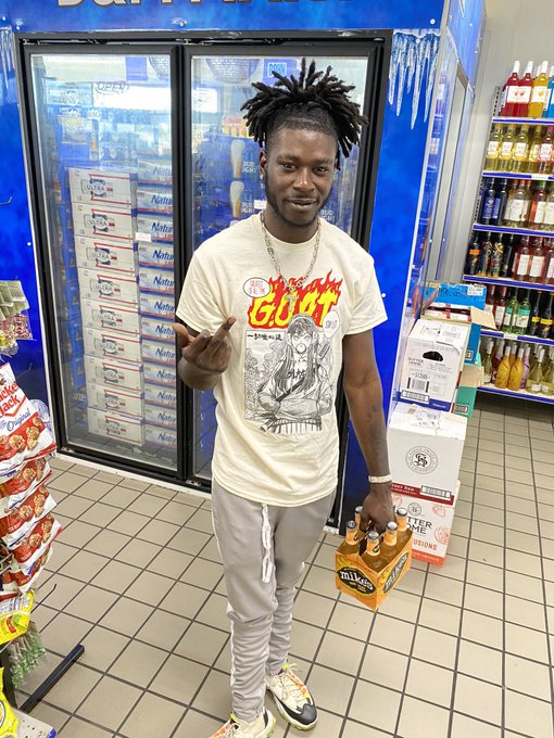 I took the GloooooooOOOOck&hellip; to POLAND 😵 #poland#fyp#viral#drip https://t.co/SreUNFHNbd<a href="/tag/riseandgrind"class="tags"><span>#riseandgrind</span></a><a href="/tag/global"class="tags"><span>#global</span></a><a href="/tag/blackman"class="tags"><span>#blackman</span></a><a href="/tag/malemodel"class="tags"><span>#malemodel</span></a><a href="/tag/toxic"class="tags"><span>#toxic</span></a>